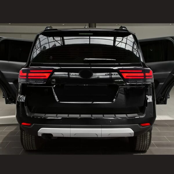Toyota Land Cruiser LC300 Smoked Tail Lights 2021 - 2025 - Image 5